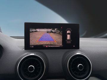 Audi Q2 35 TFSI Advanced KAMERALEDTEMPOMAT