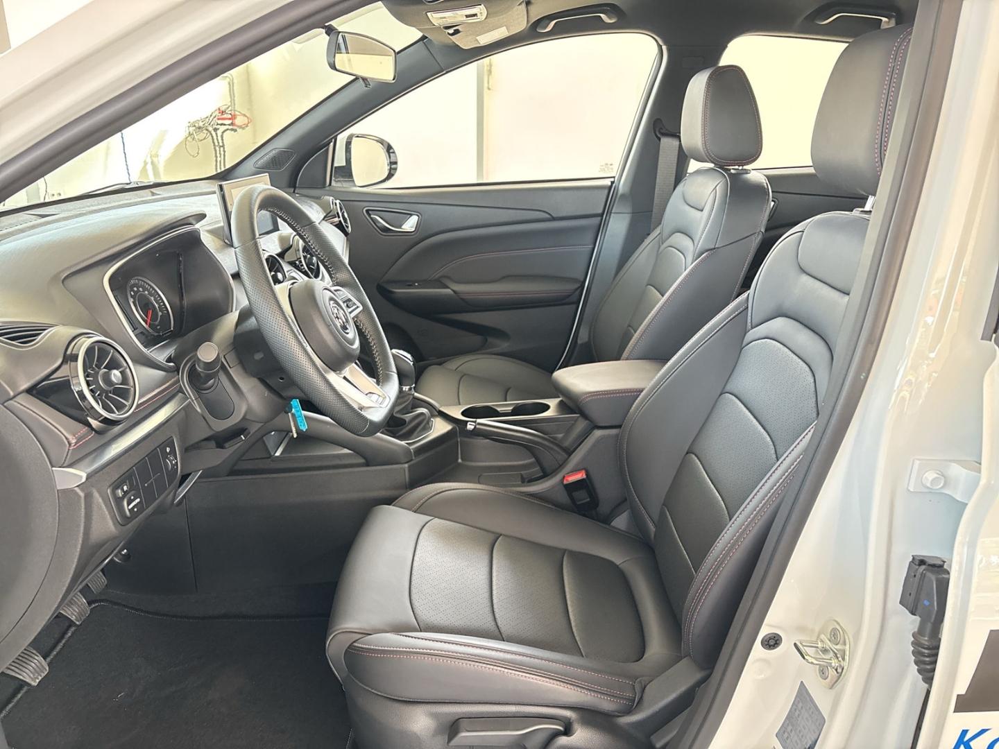 DFSK Fengon 500 1.5L 4 Zyl. Rückfahrkamera Klima