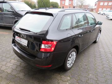 Fahrzeugabbildung SKODA Fabia Combi Ambition DAB GJ-RÄDER PDC SITZH 1.HD