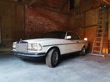 Mercedes-Benz Mercedes W123 Coupe - Mercedes-Benz E 230: Sportwagen