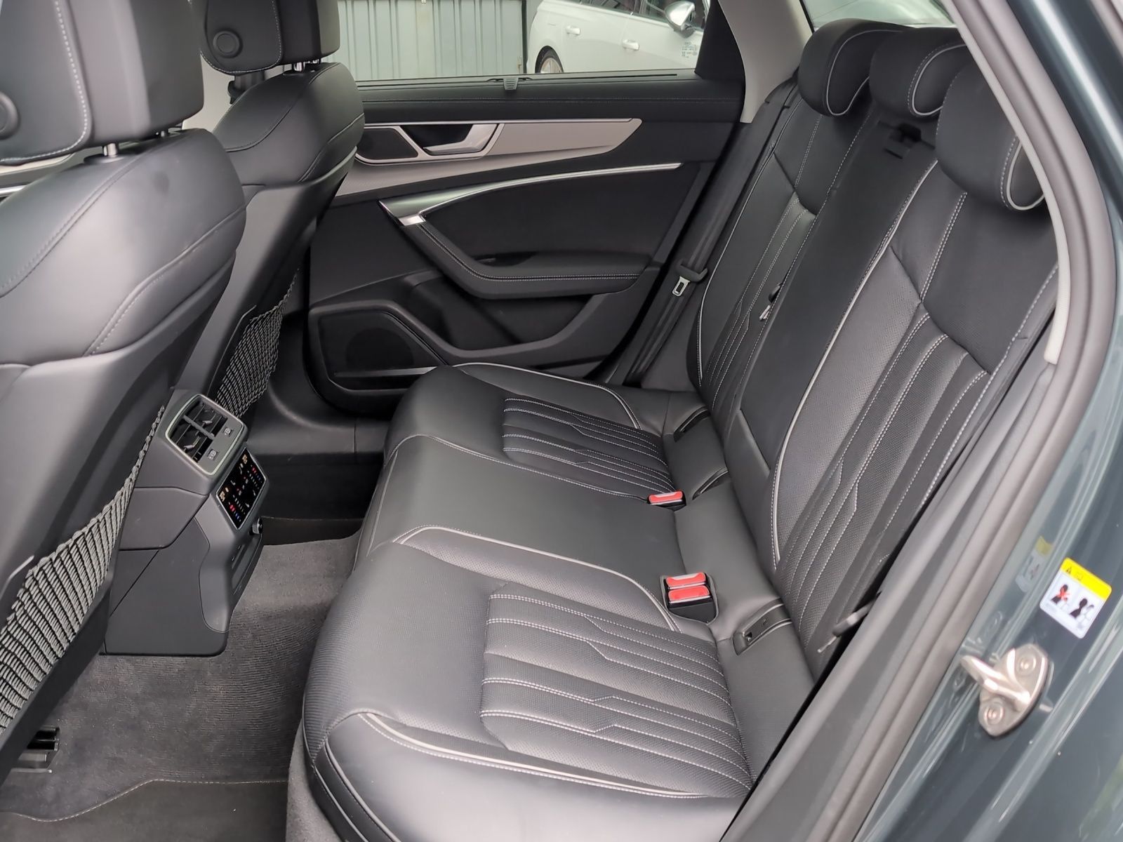 Audi A6 - Bild 16