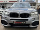 BMW X5 xDrive 30d*M-SPORT*7SITZ*HUD*KAME*AHK*LED*PAN - BMW X5: 3.5