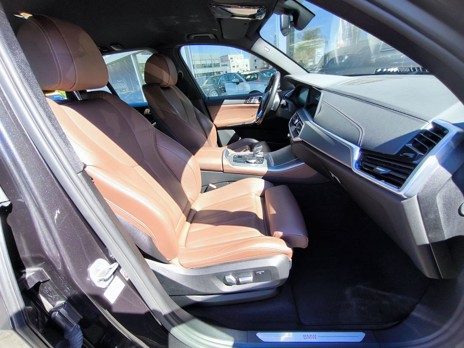 Fahrzeugabbildung BMW X5 xDri x Line SHADOW+PROF+LED+SHZ+KAM+ACC+AHK+M