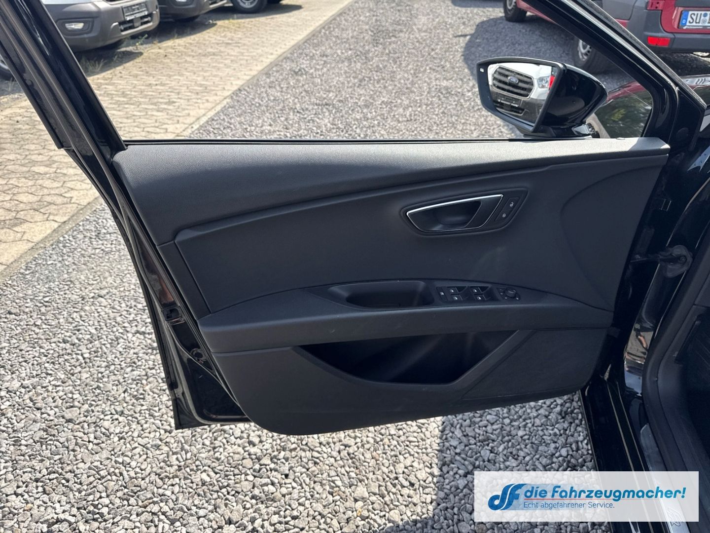 Fahrzeugabbildung SEAT Leon FR Sportpaket Memory Sitze LED *EXPORT