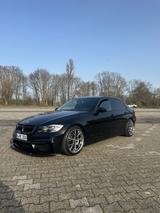 BMW E90 Top Zustand viele Extras - BMW 318: E90
