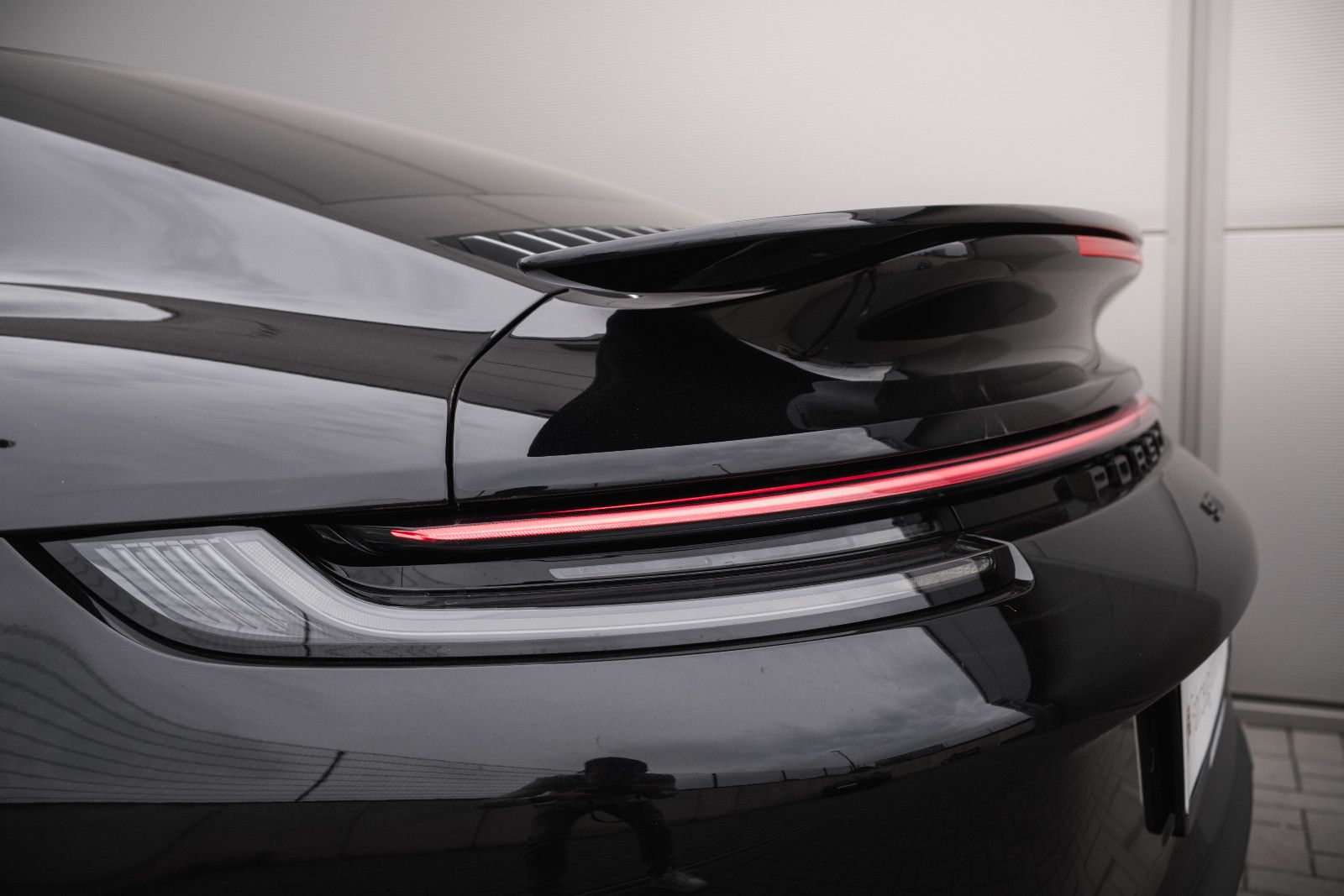 Fahrzeugabbildung Porsche 992/911 Turbo S-Heritage Paket-Nachtsicht-LED