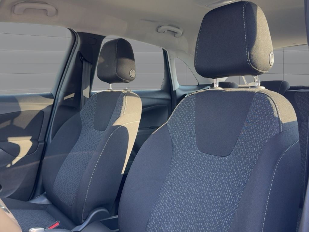 Fahrzeugabbildung Opel Crossland Rückfahrkamera, SHZ, LHZ,