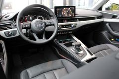 AUDI A4 Allroad quattro 40TDI / MATRIX/ AHK/ MAGNETIC AUDI A4 Allroad quattro 40TDI / MATRIX/ AHK/ MAGNETIC
