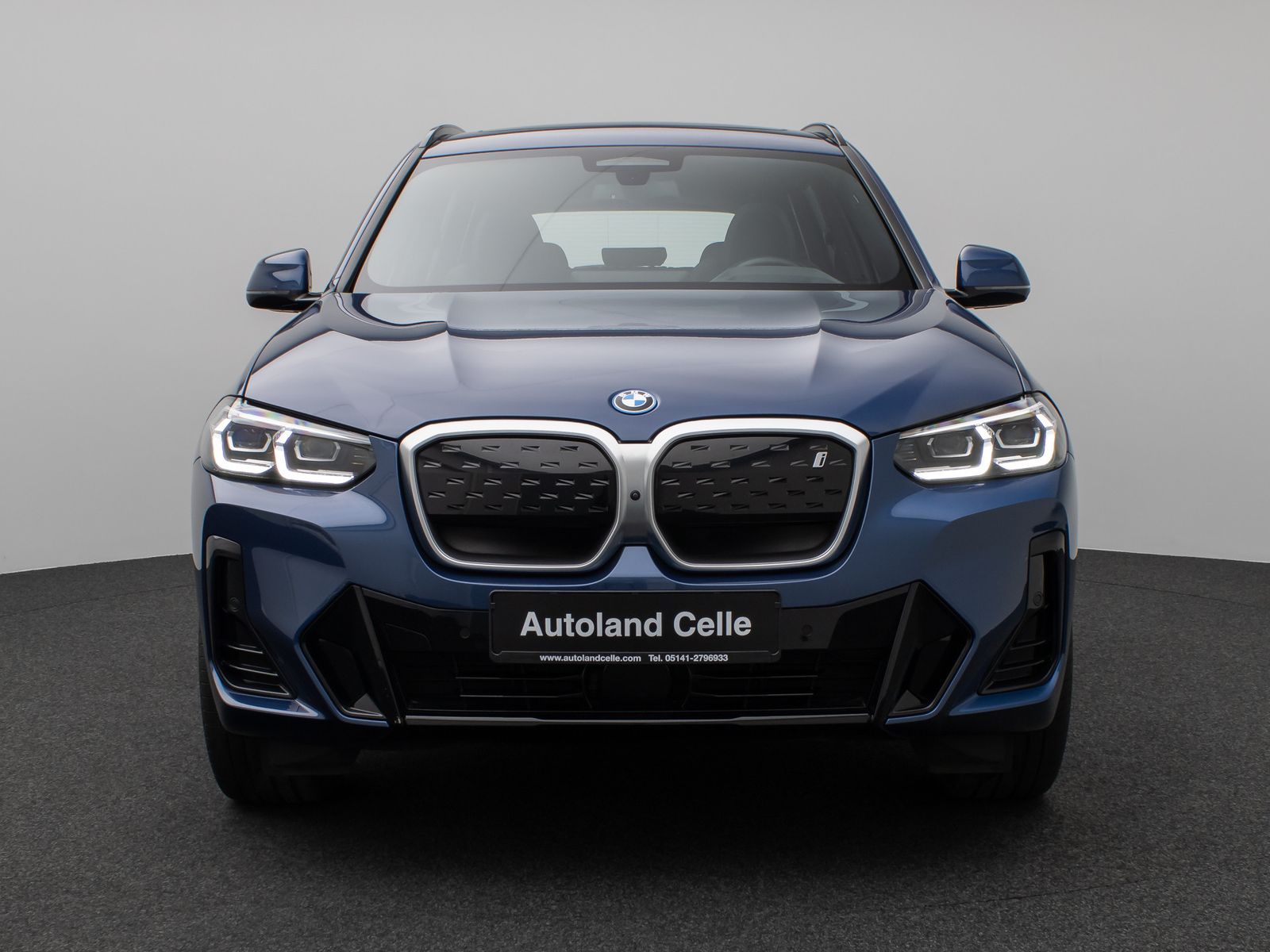 Fahrzeugabbildung BMW iX3 Impressive M Sport Panorama 360°HUD DAB H/K