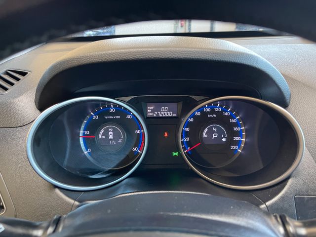 Hyundai ix35 Style AWD *1.HAND*AHK*BI-XEN*KAM*NAVI*