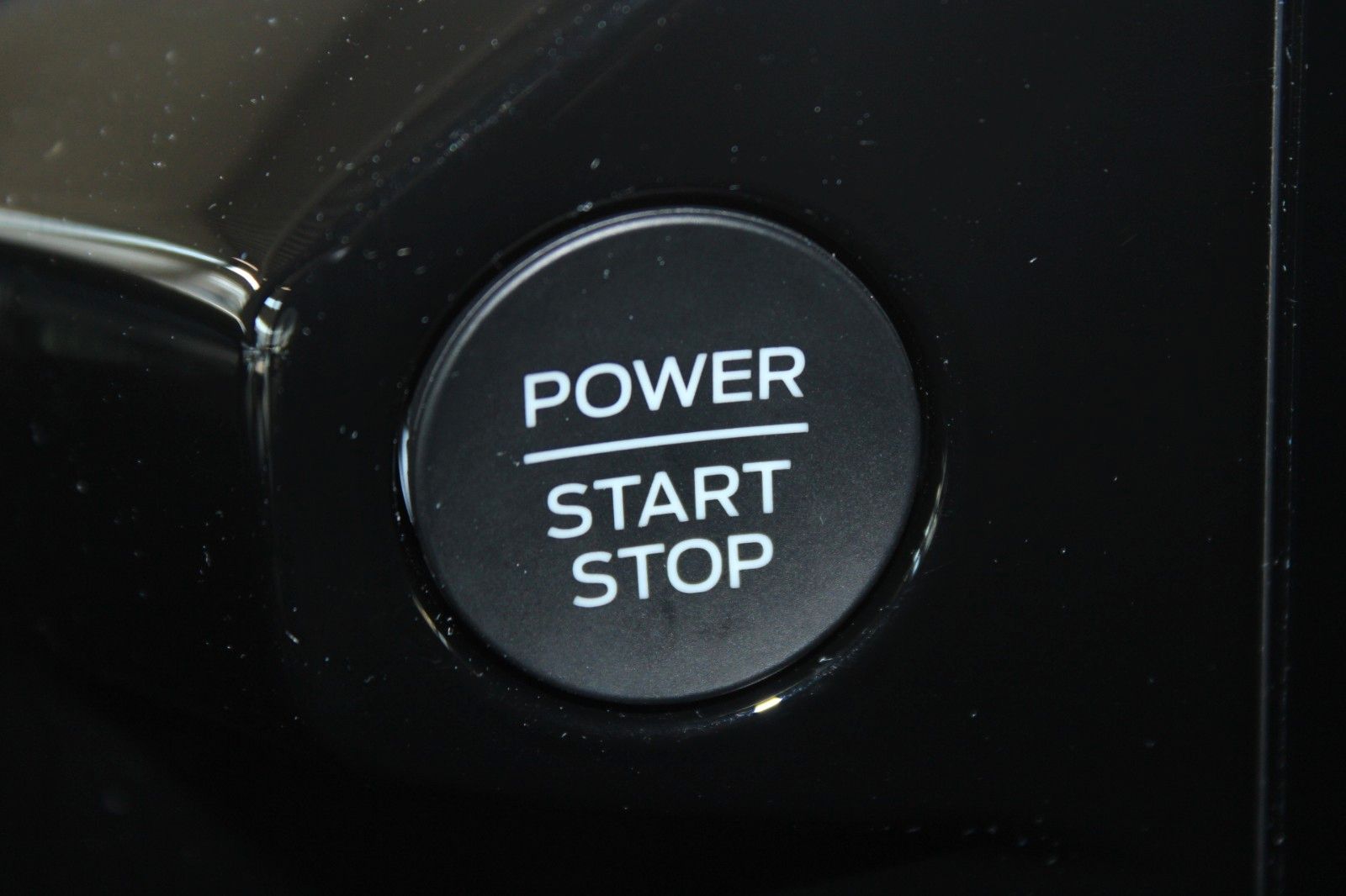 Fahrzeugabbildung Ford Tourneo Custom L2 Titanium LED AHK ACC WinterPak