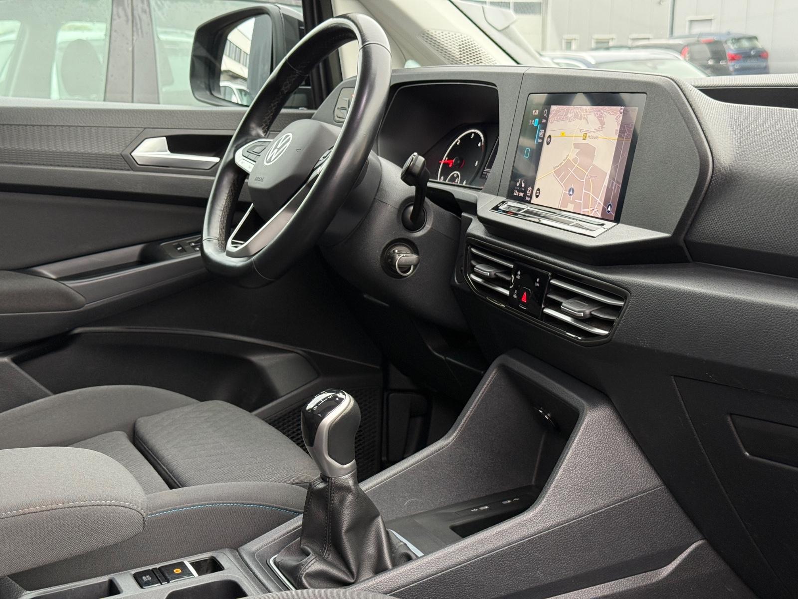 Volkswagen Caddy Maxi Move 7-Sitzer PANO StdHzg. AHK Ergo