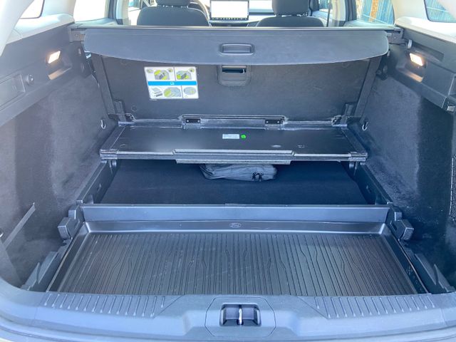 Fahrzeugabbildung Ford Focus Turnier Titanium NAVI+RFK , AHK abnehmbar