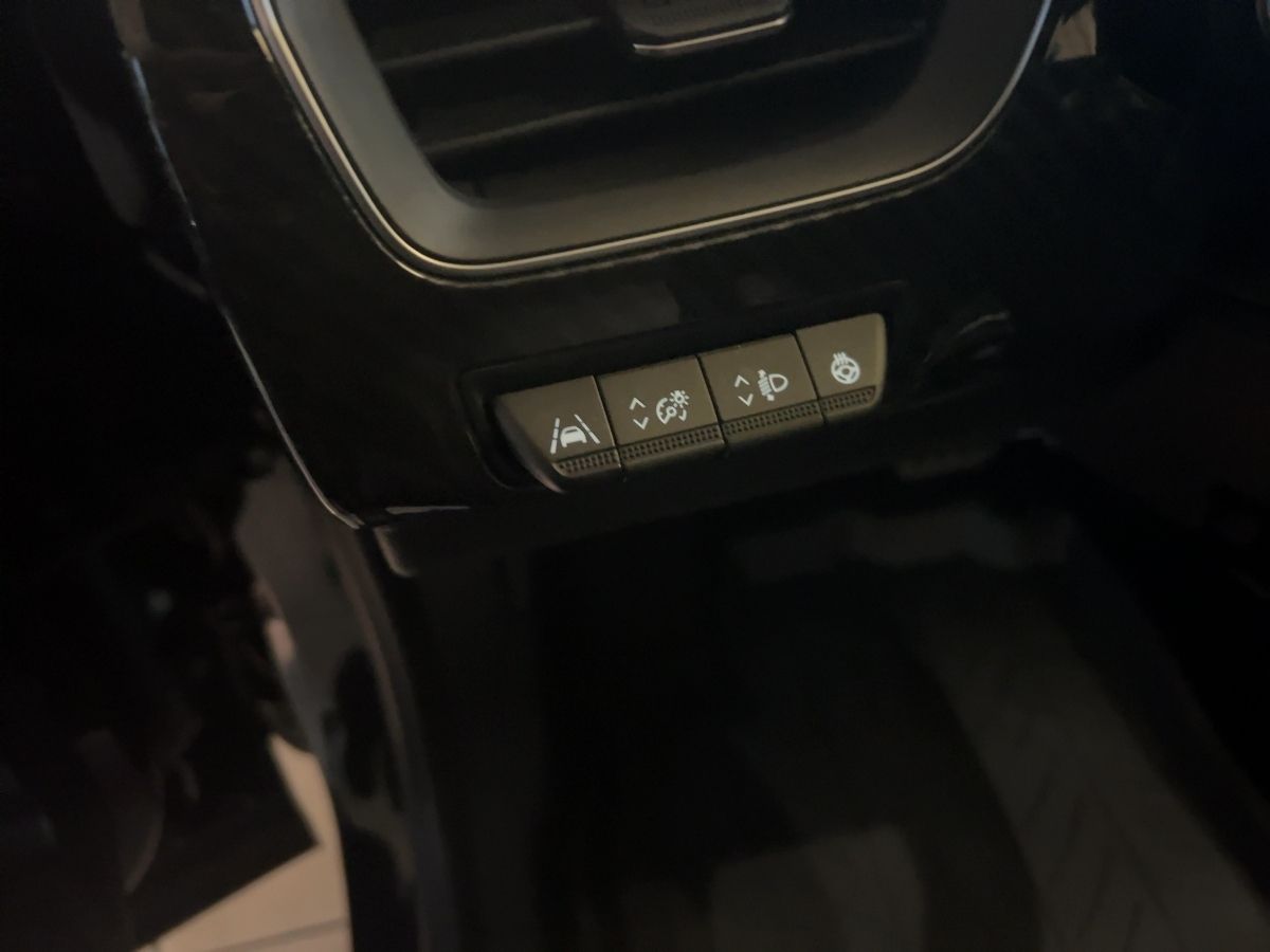 Fahrzeugabbildung Renault Arkana R.S. LINE TCe 160 EDC ACC Kamera