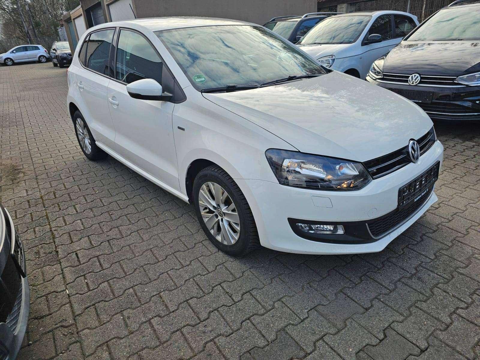 Volkswagen Polo 1.2 TSI Life DSG Scheckheft u-frei SHZ PDC 
