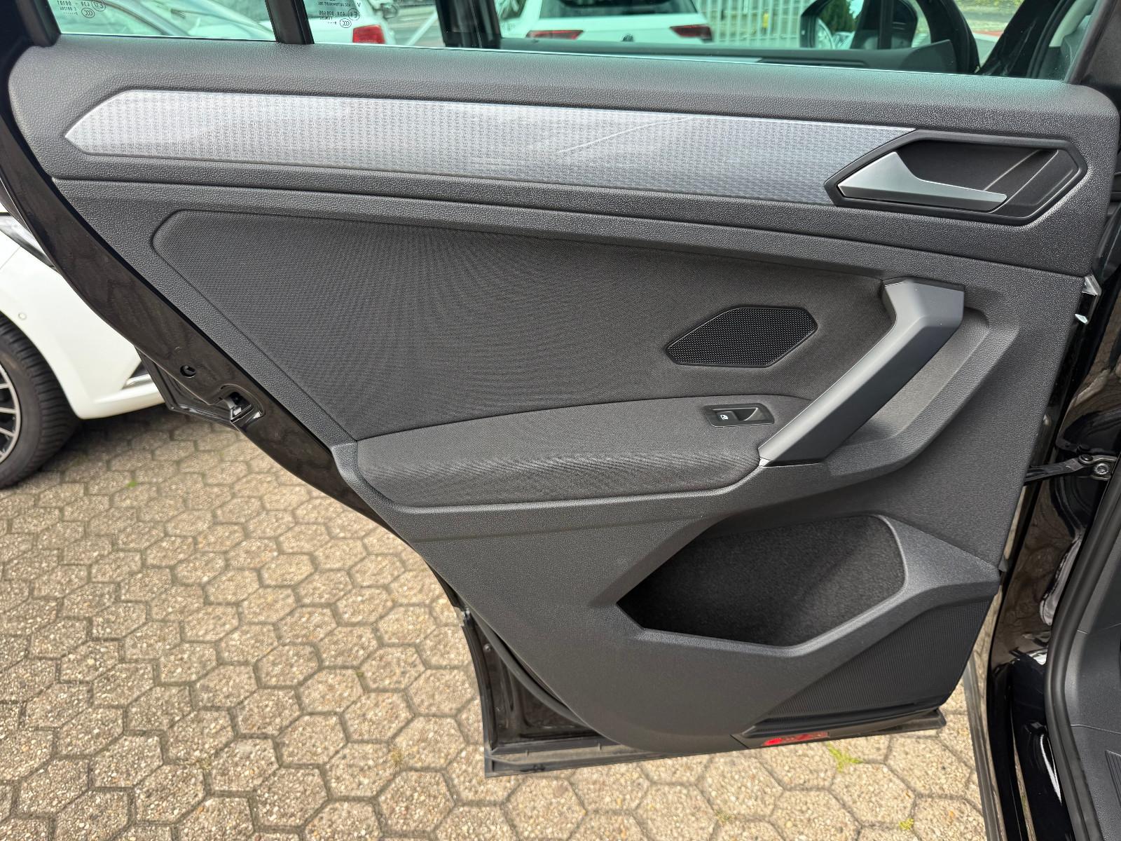 Volkswagen Tiguan Life 4Motion*ACC*AHK*NAVI*, миниатюра 17