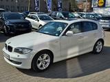 BMW 120 i Xenon Klimaautom SD SHZ ERST 43.000 KM !!! - BMW 120: 1er 120i
