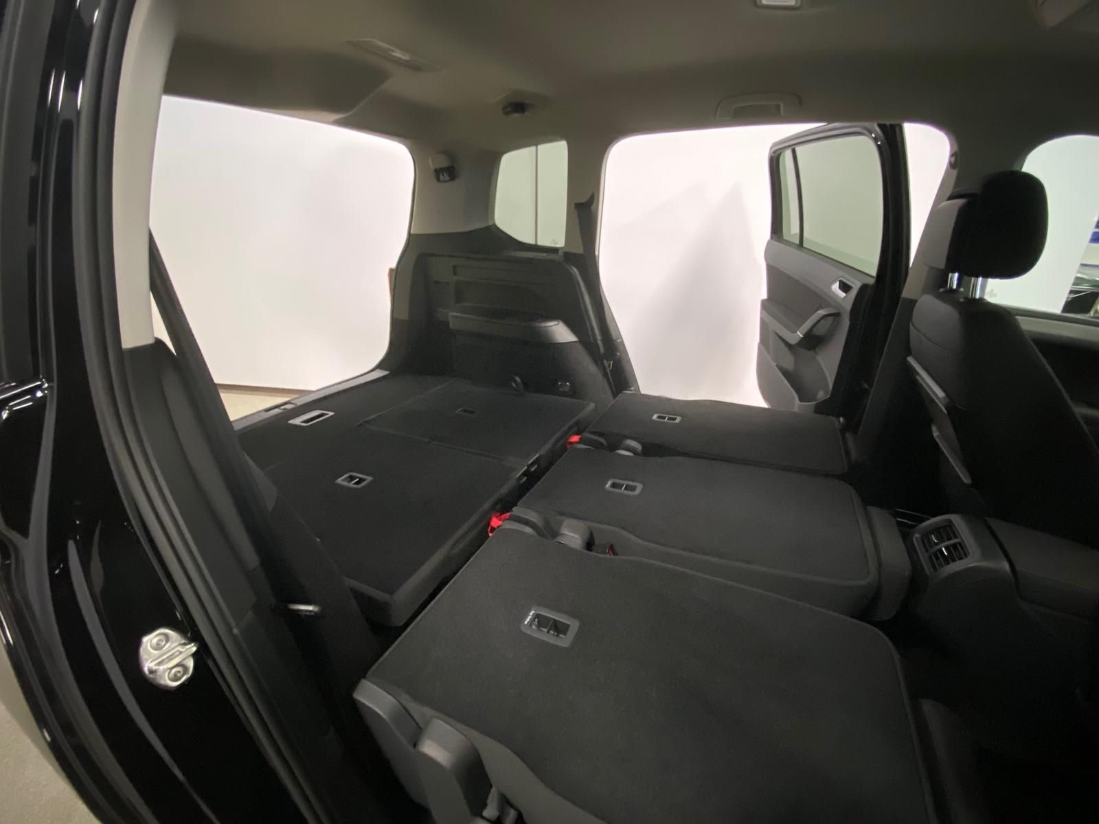 Fahrzeugabbildung Volkswagen Touran 1.5 TSI R-LINE COMFORTLINE DSG+ACC+AHK