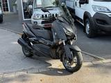 Yamaha X-Max 300 Tech Max 300/1. Hand - YAMAHA SCHWARZ BENZIN ROLLER
