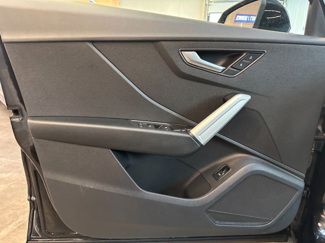 Audi Q2 30 TFSI S line *1. Hand*Klima*SHZ*Navi*BT*DAB