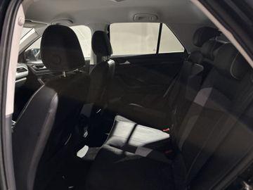 Fotografie 13 des VW T-Roc 1.5 TSI OPF DSG GOAL Navi ACC