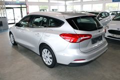 Fahrzeugabbildung Ford Focus Cool & Connect NAVI WinterPaket PDC CAM