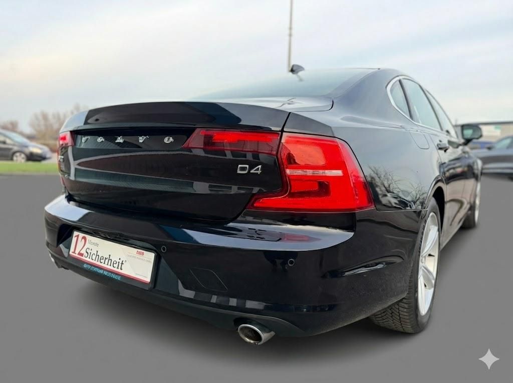 Volvo S90 2.0 D4 Momentum HeadUP 360° Schiebedach foto 11