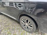 Mitsubishi Plug-in Hybrid Outlander - Mitsubishi Plug-in Hybrid Outlander von privat