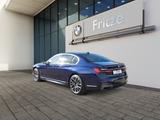 BMW 730 d xDr. M-Paket LASER+LEDER+NAVI+H/K+PDC+SHZ - blaue BMW 730