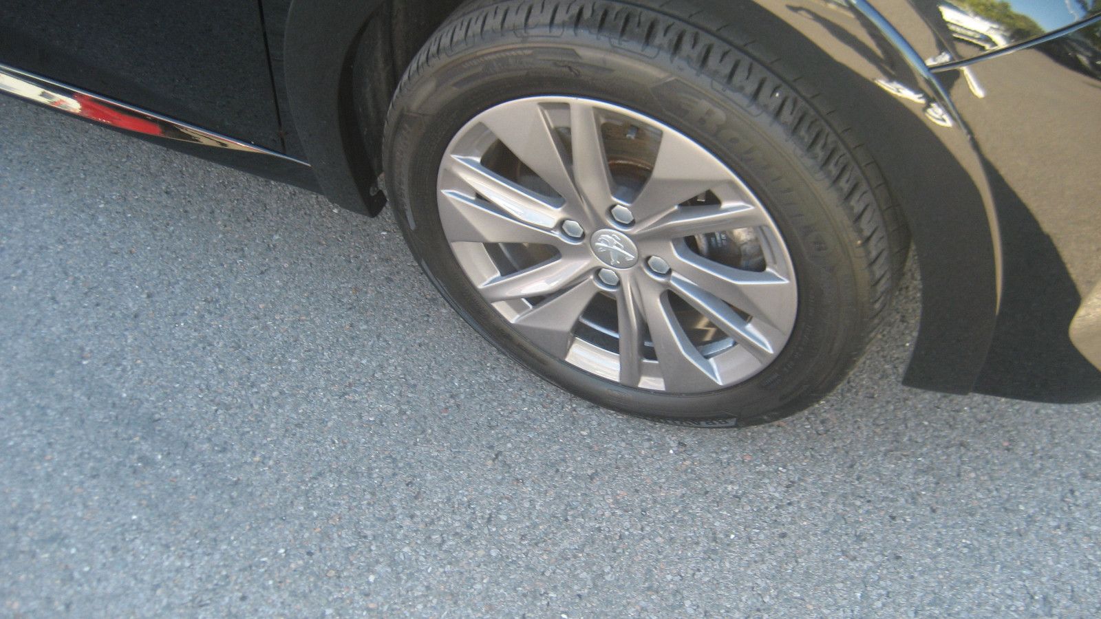 Peugeot 208 e- Allure Pack imagem 3