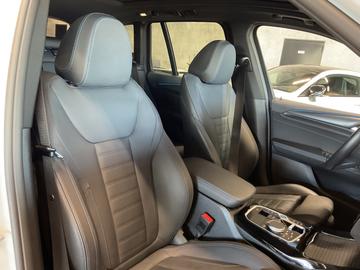 صورة مصغرة 34 لـ 2024 BMW IX3