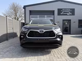 Toyota Highlander SHZ Pano LED Carplay Navi - Jahreswagen: Geländewagen
