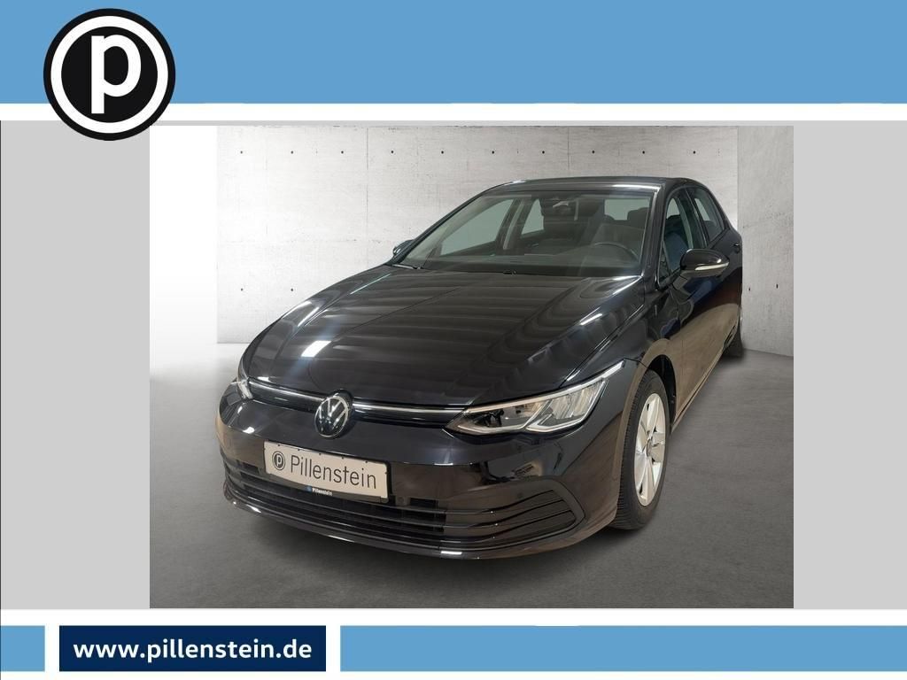 Volkswagen Golf 8 LIFE 1.5 TSI STANDH NAVI ACC SHZ