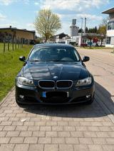 BMW 318 (d Touring) tüv, Reifen, Bremsbeläge - BMW 318 aus 2009: Kombi