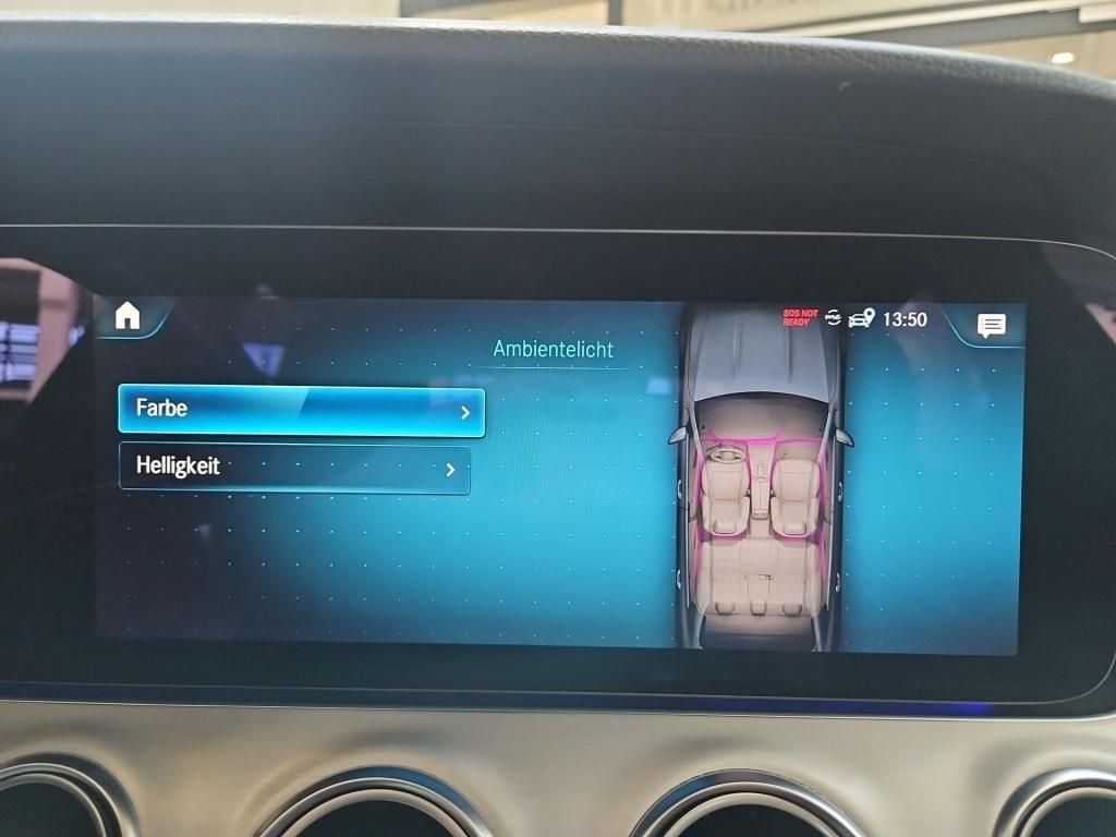 Fahrzeugabbildung Mercedes-Benz E 200 Avantg. Navi LED SHZ Schiebedach KAM DAB