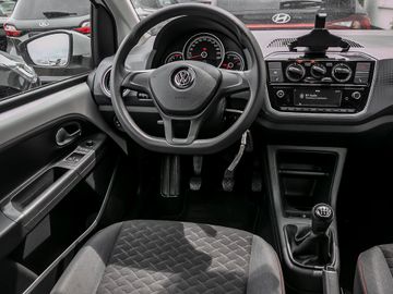Volkswagen up! join up! Winter-Paket Sitzheizung
