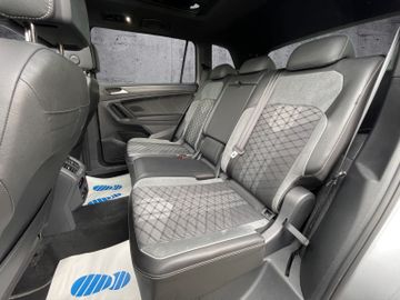 Volkswagen Tiguan Allspace R-Line 4Motion*7-SITZE*PANO*LED