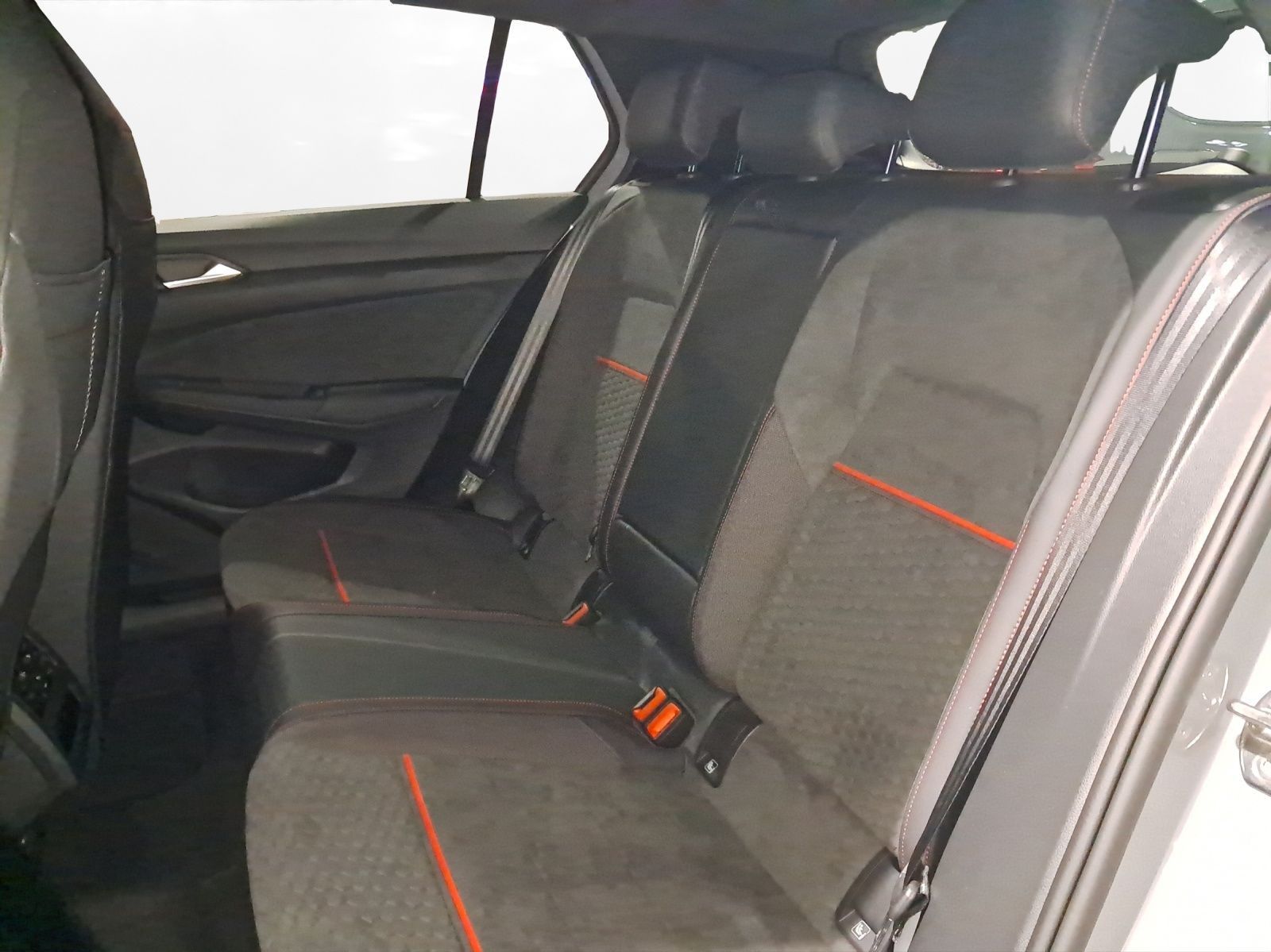 Volkswagen Golf - Bild 11