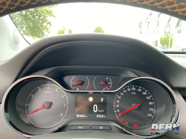 Opel Crossland 1.2 T AT Innovation AHK SHZ Kamera Spo
