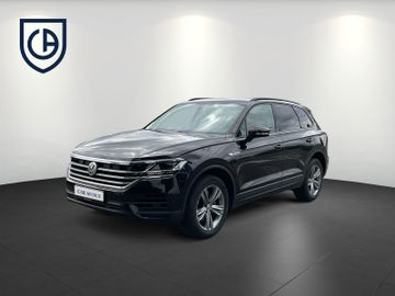 Volkswagen Touareg - 1