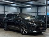 Peugeot 5008 GT PANO*SHZ*MSGE*NGHTV*360*FOCAL*ACC*1.H - Peugeot 5008 mit Schiebedach