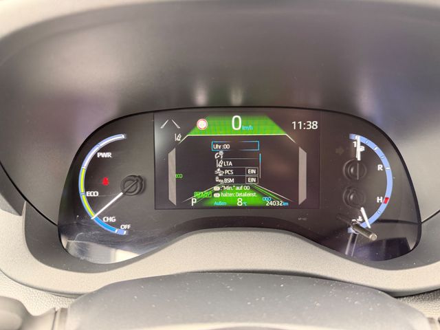 Toyota Yaris Cross Hybrid FWD Spicy Edition + Bear Lock