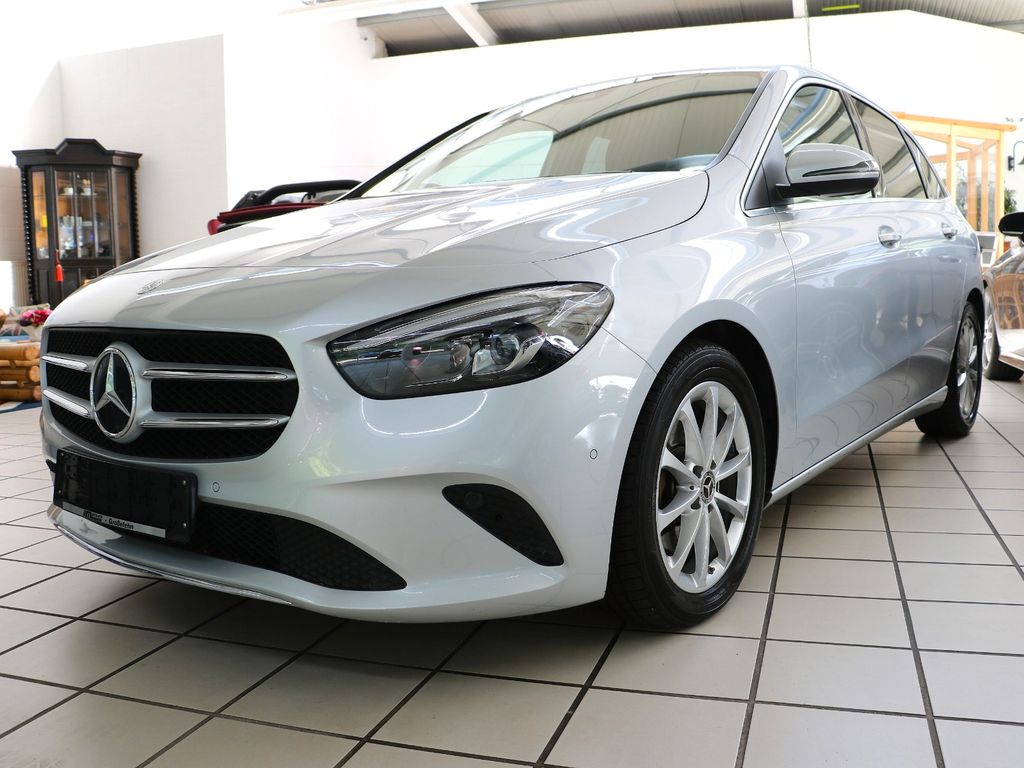Image of Mercedes-Benz B 200