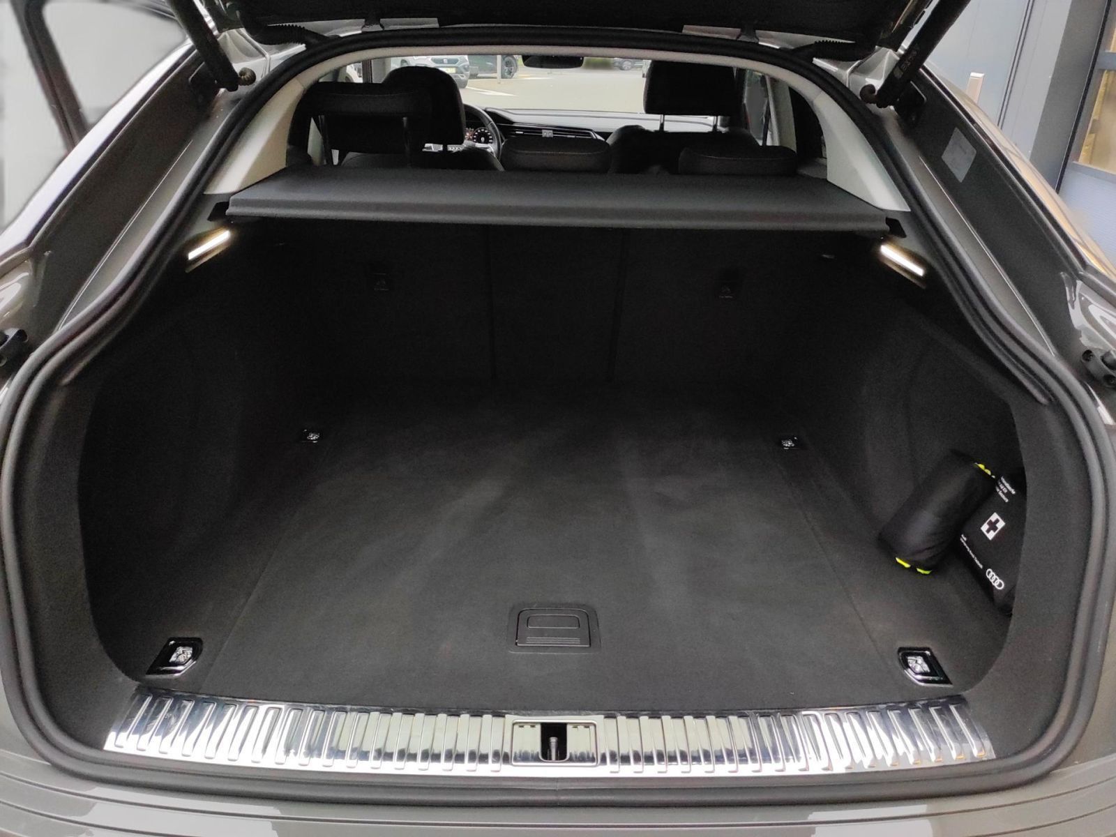 Audi Q8 e-tron - Bild 22