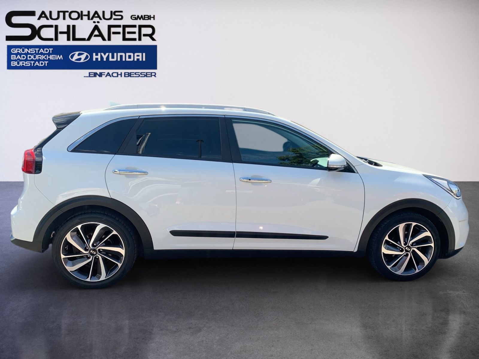 Fahrzeugabbildung Kia Niro 1.6 Hybrid Spririt AHK Leder Navi 1Hd