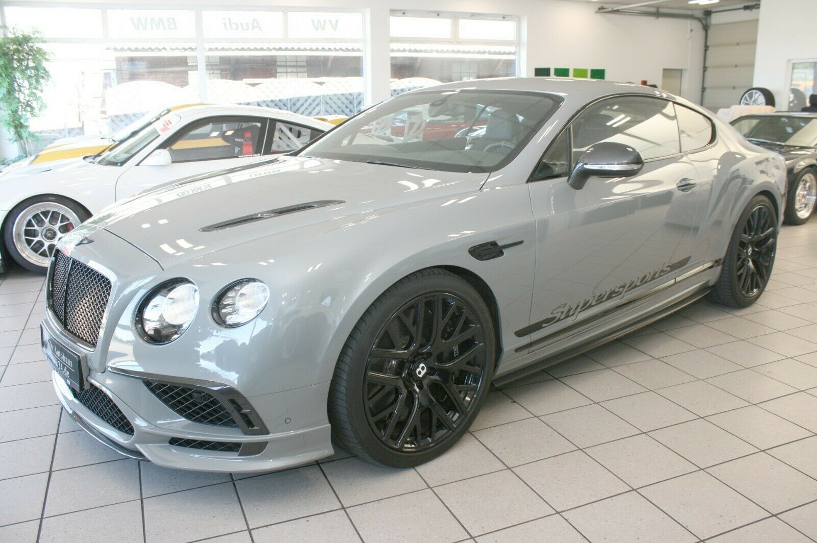 Fahrzeugabbildung Bentley Continental Supersports *#710/Titan-Abgas/NAIM*