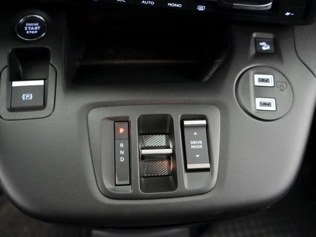 Combo-e Life FACELIFT GS 50kWH+NAVI+RÜCKFAHRKAME