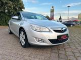 Opel Astra J Design Edition !! AUS  ERSTER HAND !! - Opel Astra aus 2011: Design Edition