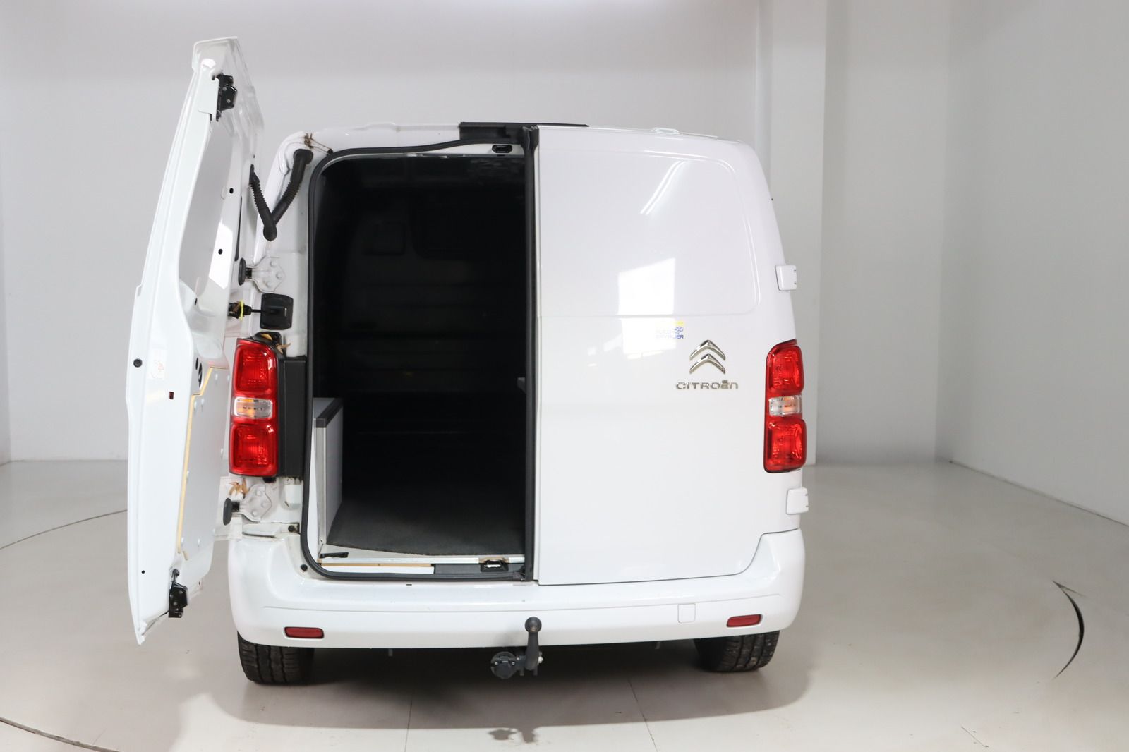 Fahrzeugabbildung Citroën Jumpy Kasten Club L2H1 * Klima * Navi * AHK