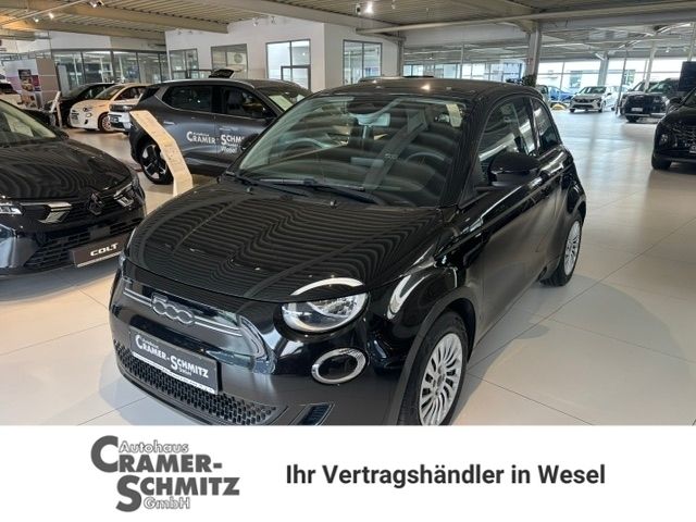 Fiat 500 e Lim. Action